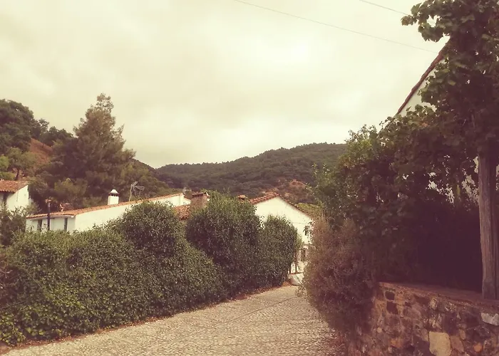 El Balcon De La Sierra De Alajar